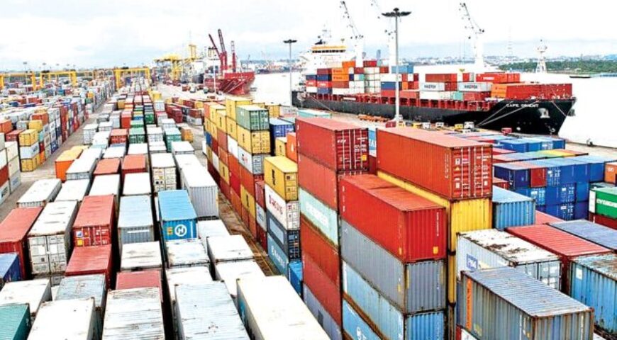 Shippers’ Council Criticizes Police for Holding Cargo at Seaports